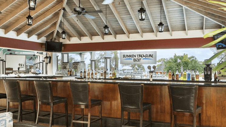 Jewel Paradise Cove Adult Beach Resort & Spa