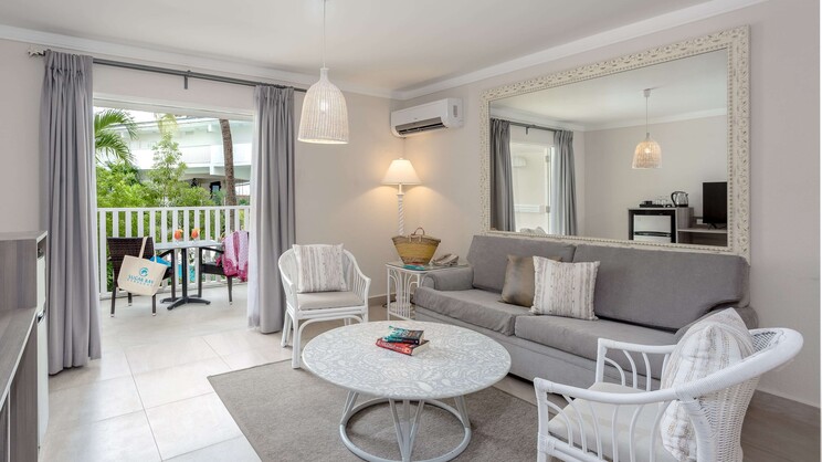 Deluxe Signature Room