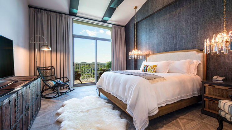 Loews Sapphire Falls Resort