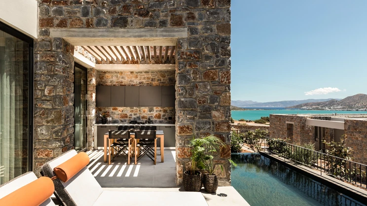 Core Residence One Bedroom with Private Pool