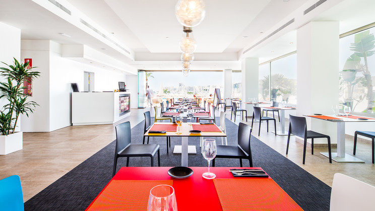 THB Ocean Beach Class