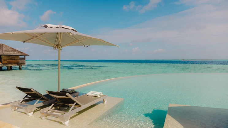 Hurawalhi Maldives Resort