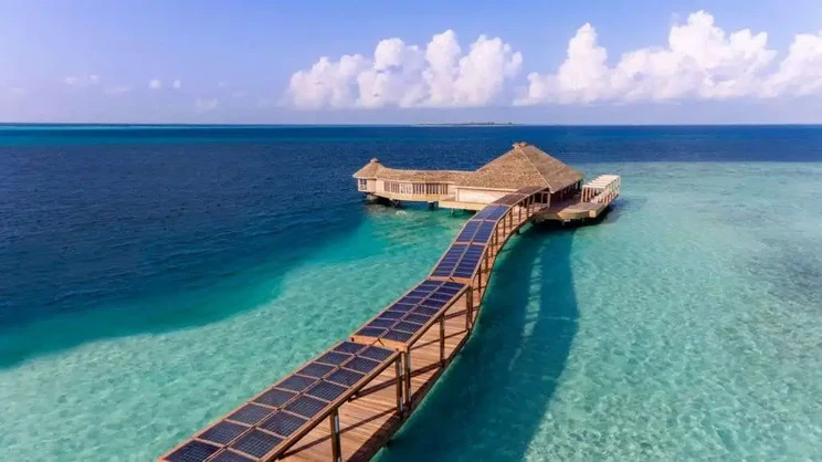 Hurawalhi Maldives Resort