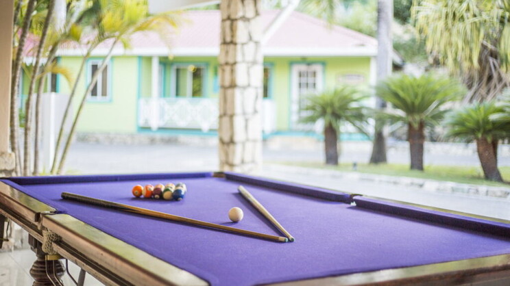 Pineapple Beach Club