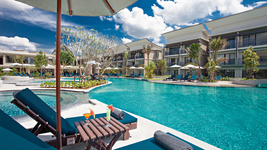 Le Meridien Khao Lak Resort & Spa