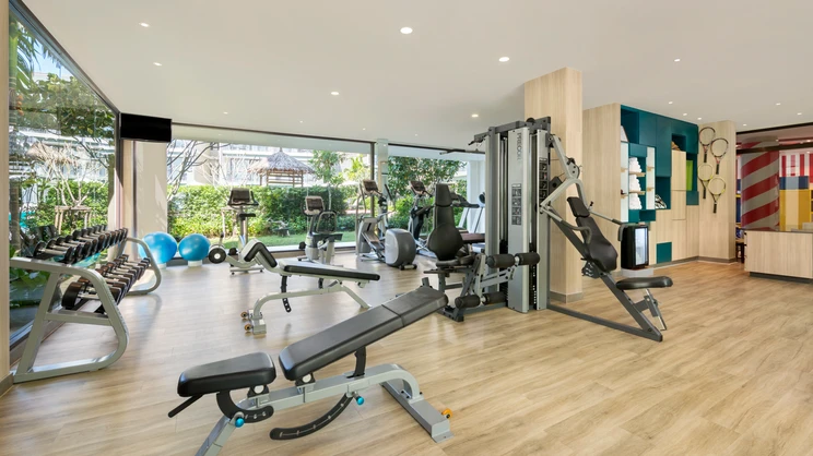 Le Meridien Khao Lak Resort & Spa