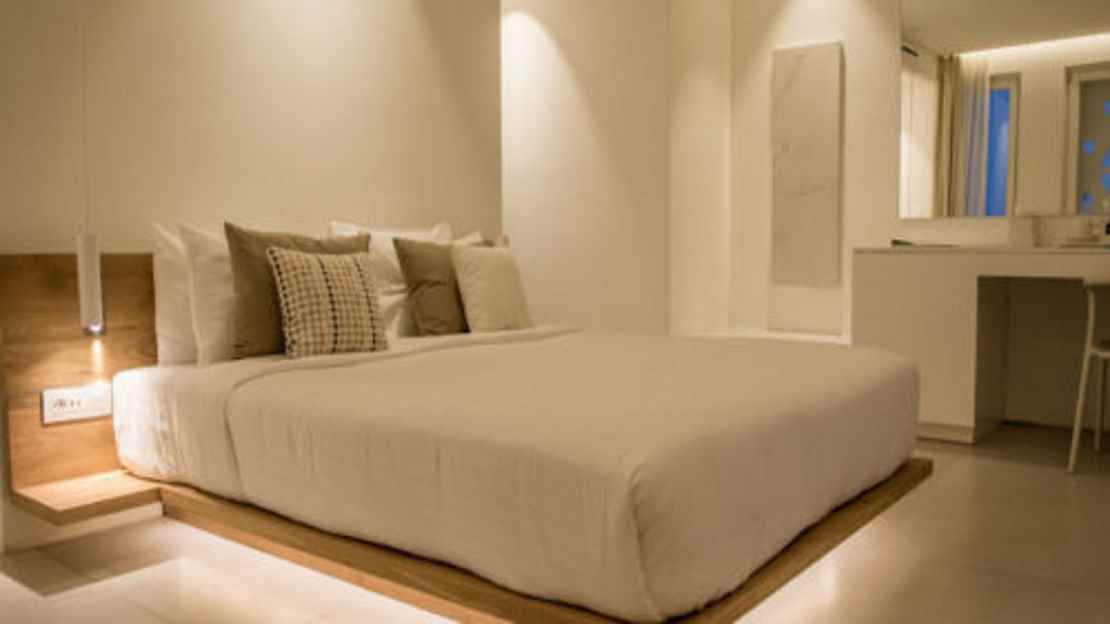 Partial View Standard Room with Outdoor Hot Tub 