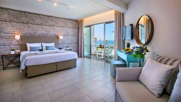 Leonardo Plaza Cypria Maris Beach Hotel and Spa