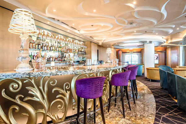 Atrium Bar