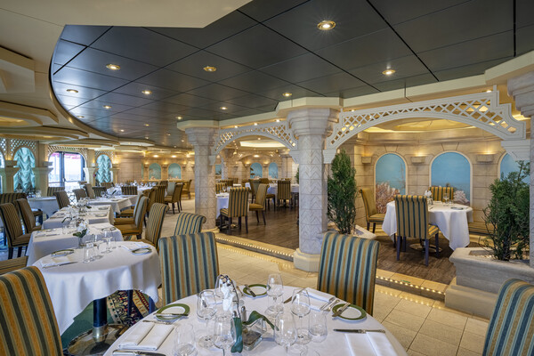 Yacht Club Restaurant