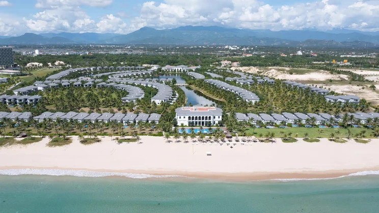 Meliá Vinpearl Cam Ranh Beach Resort